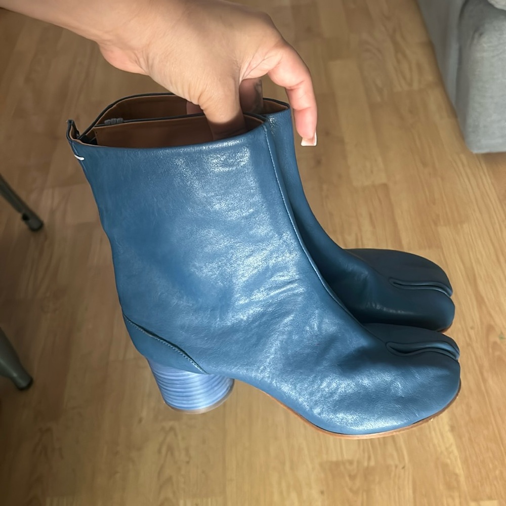 Maison Margiela “Tabi” Boots